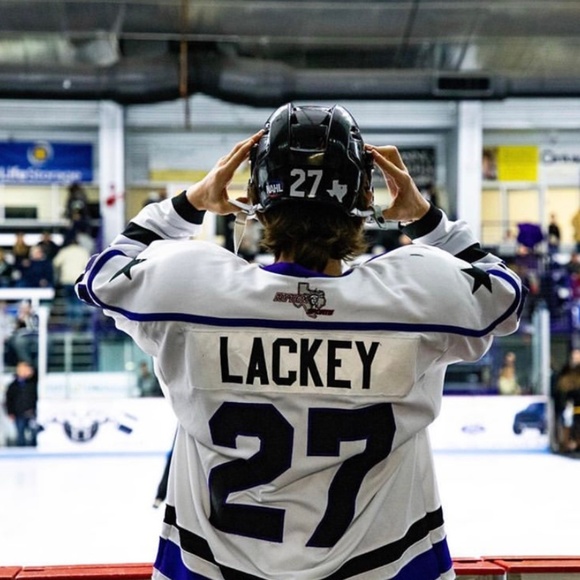 Meet your Posher, Clayton - Picture 3 of 6